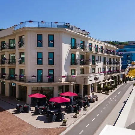 Hotel Mistral