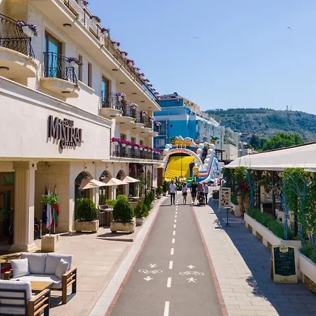 Hotel Mistral