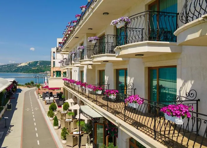 Mistral 4* Balchik