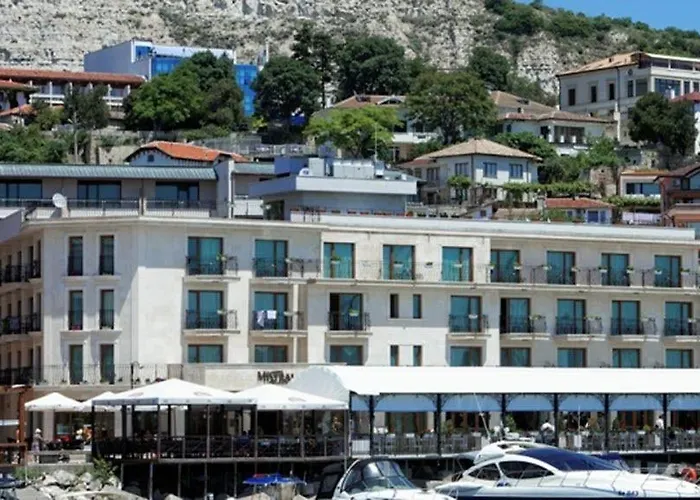 Hotel Mistral 4*